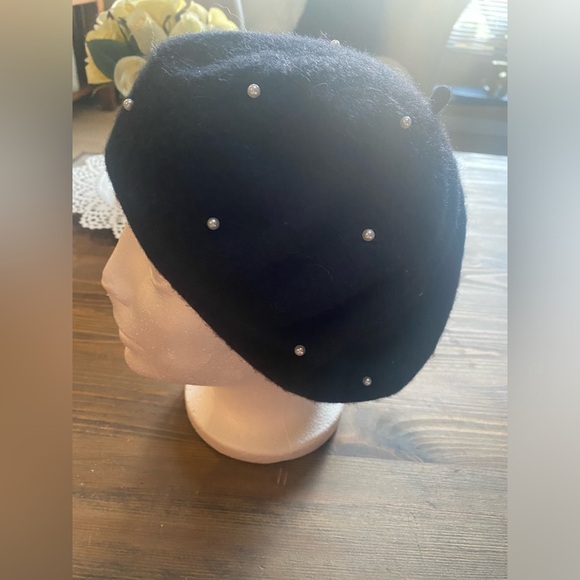 ZARA Beret WOOL KNIT Black PEARL
Beads RHINESTONE BEJEWELLED Hat - Picture 4 of 7